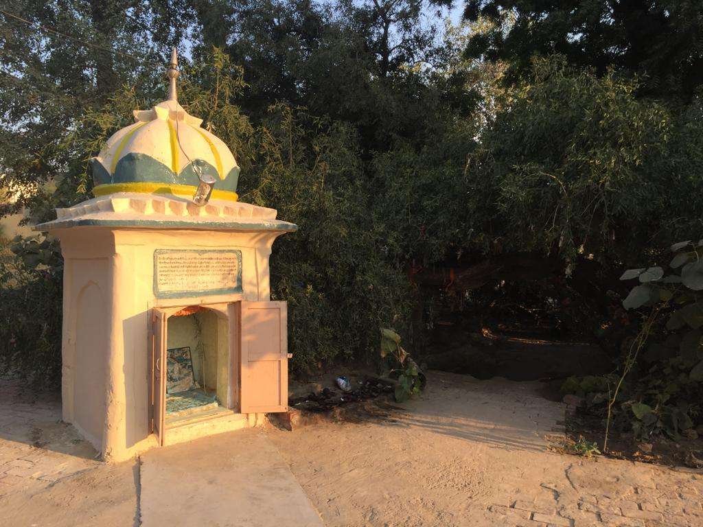 Sangat at Gurdwara Mall Ji Sahib